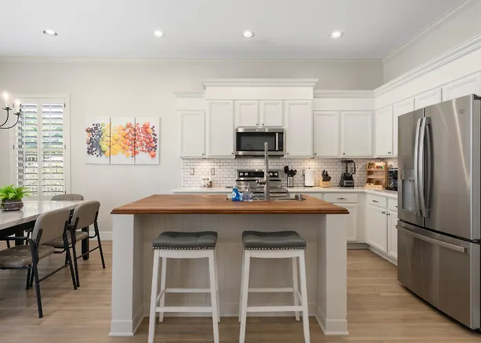 Bella Vista L Family Friendly Escape Holiday home Gilbert