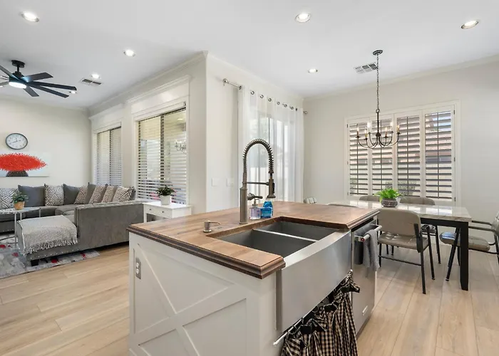 Bella Vista L Family Friendly Escape Holiday home *